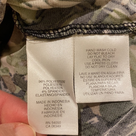 JONES STUDIO Separates Women’s Top, Size S - Picture 7 of 7